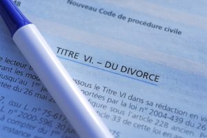 Des textes de lois sur le divorce